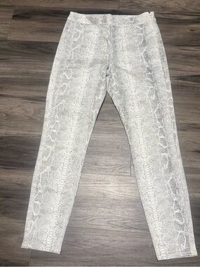 Fidelity Snake-Print Pants in Light Gray & White